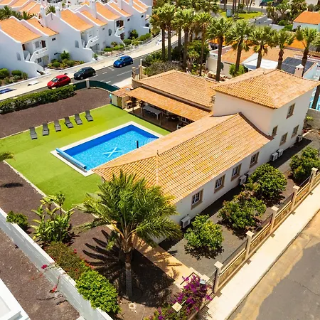 Guapa, Golf Del Sur Villa